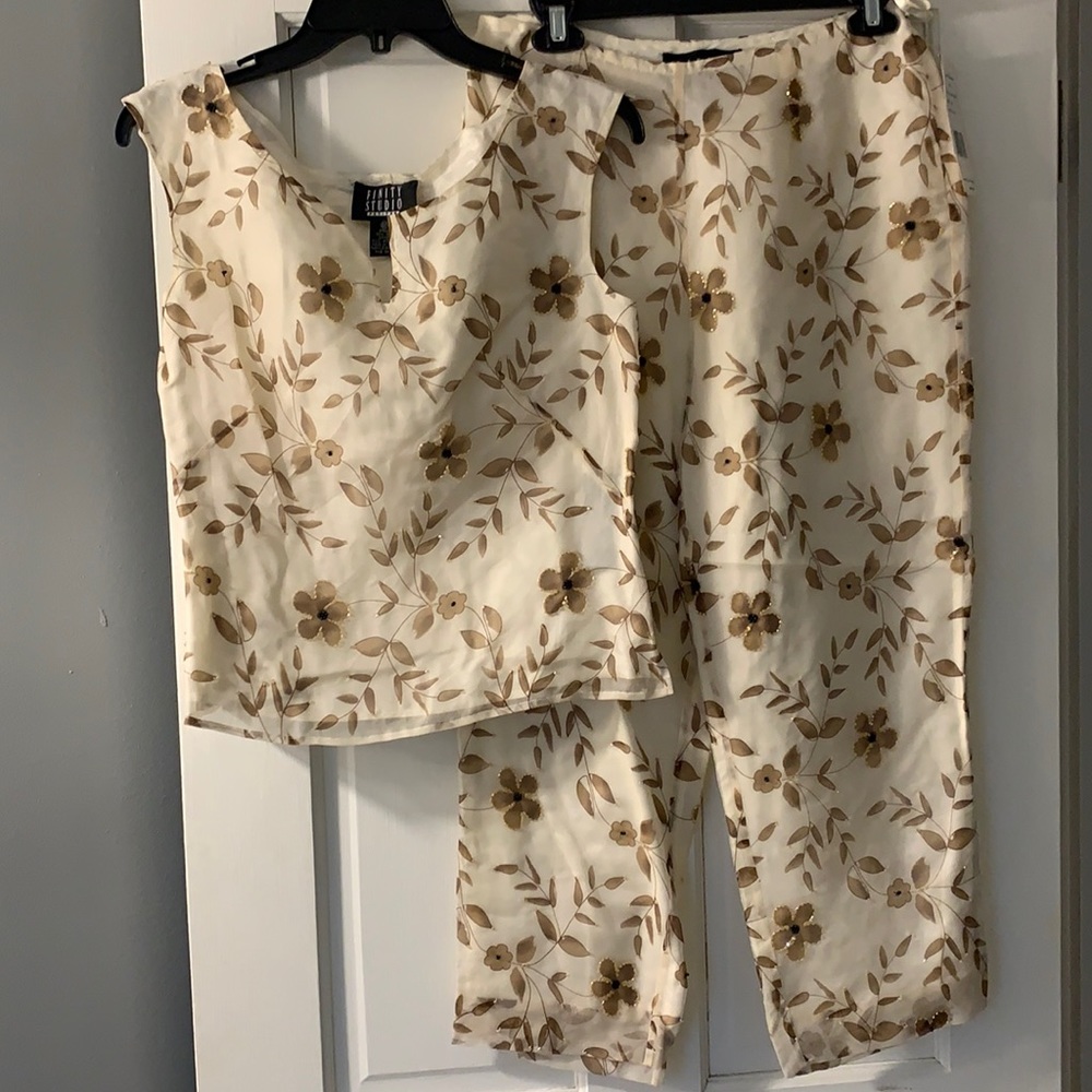 Finite Studio size 8 silk pant set. NWT!!